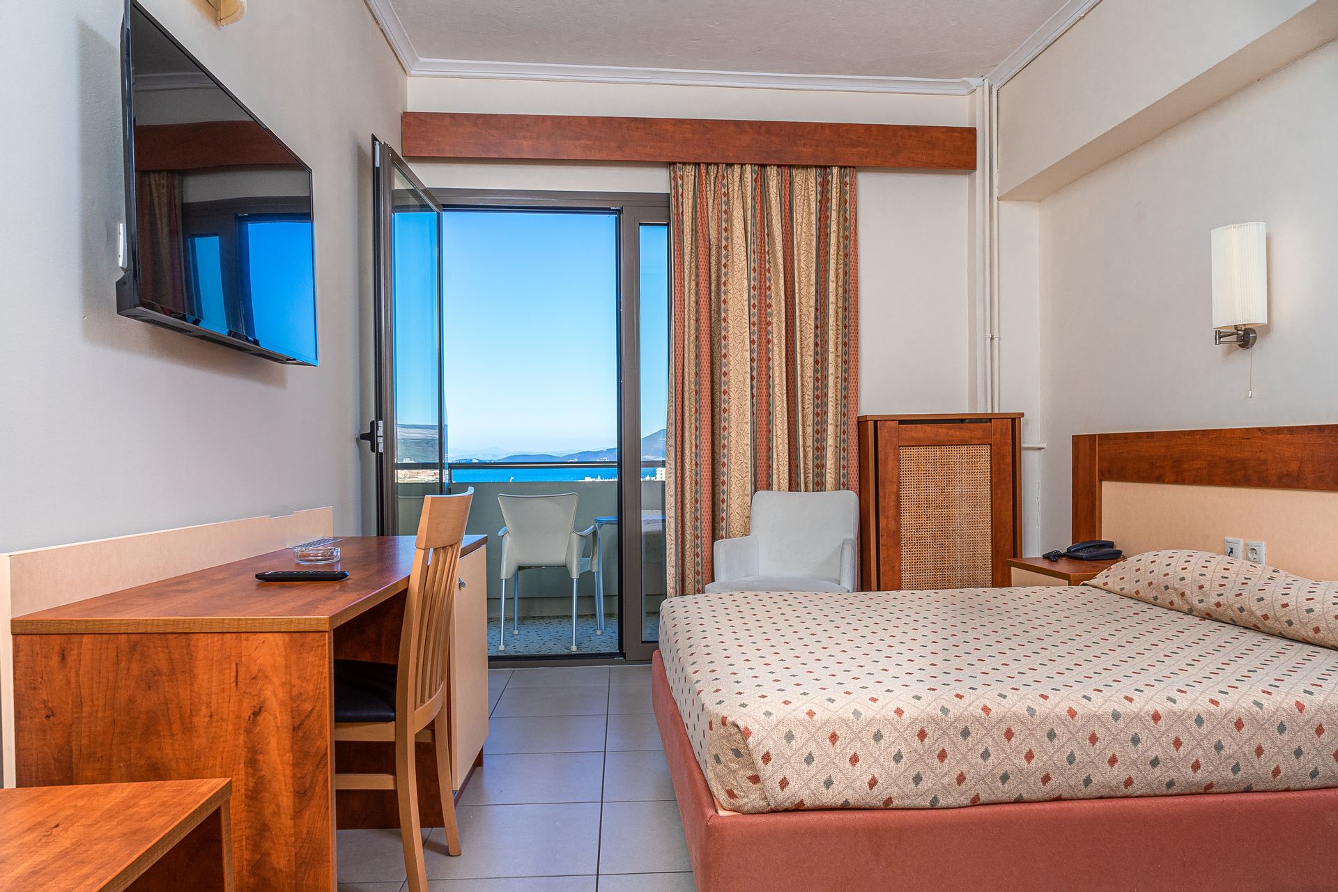 Double/Twin Room Sea View
