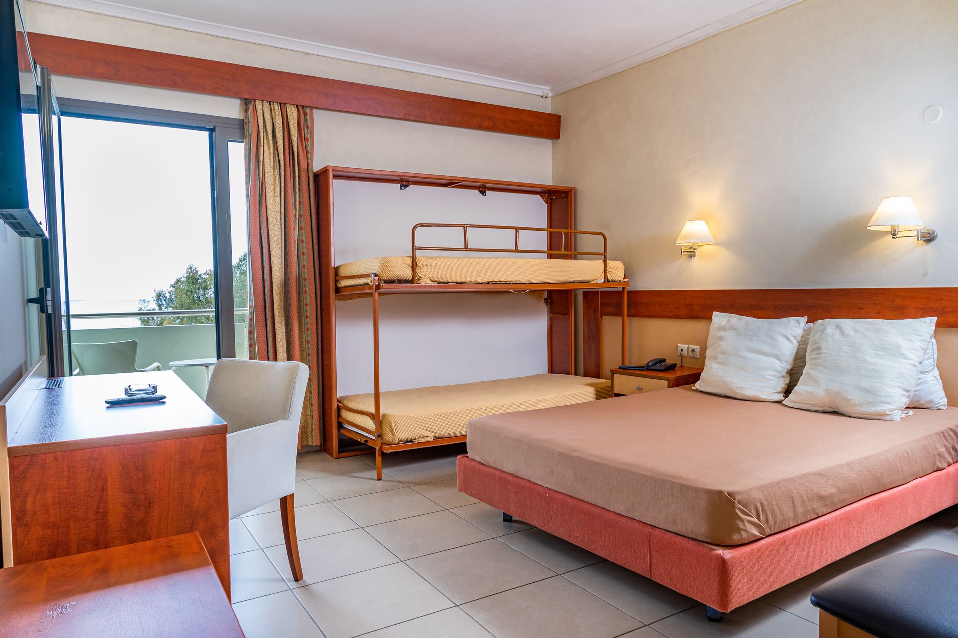 Family Room Sea View