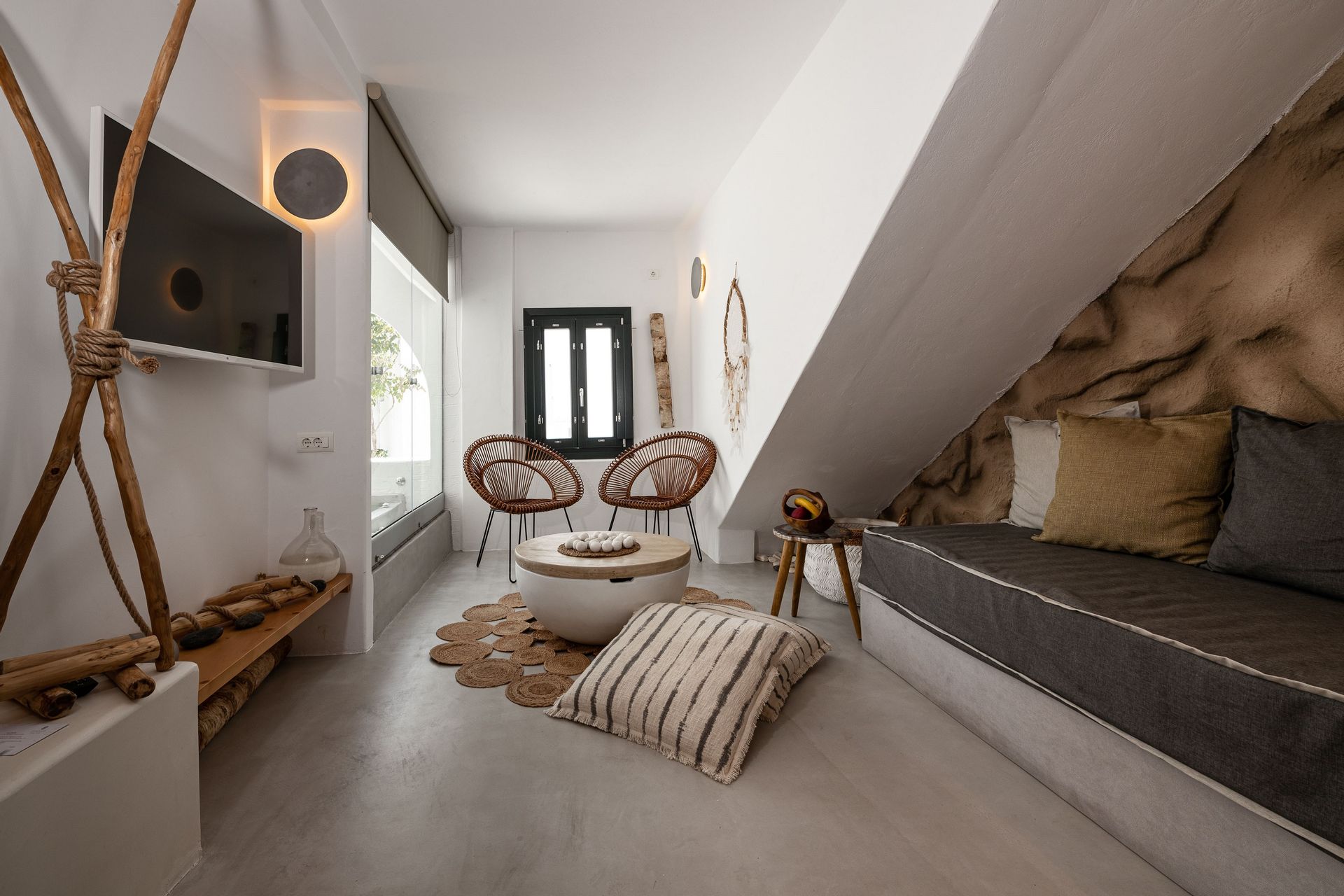 Honeymoon Suite Outdoor Hot Tub