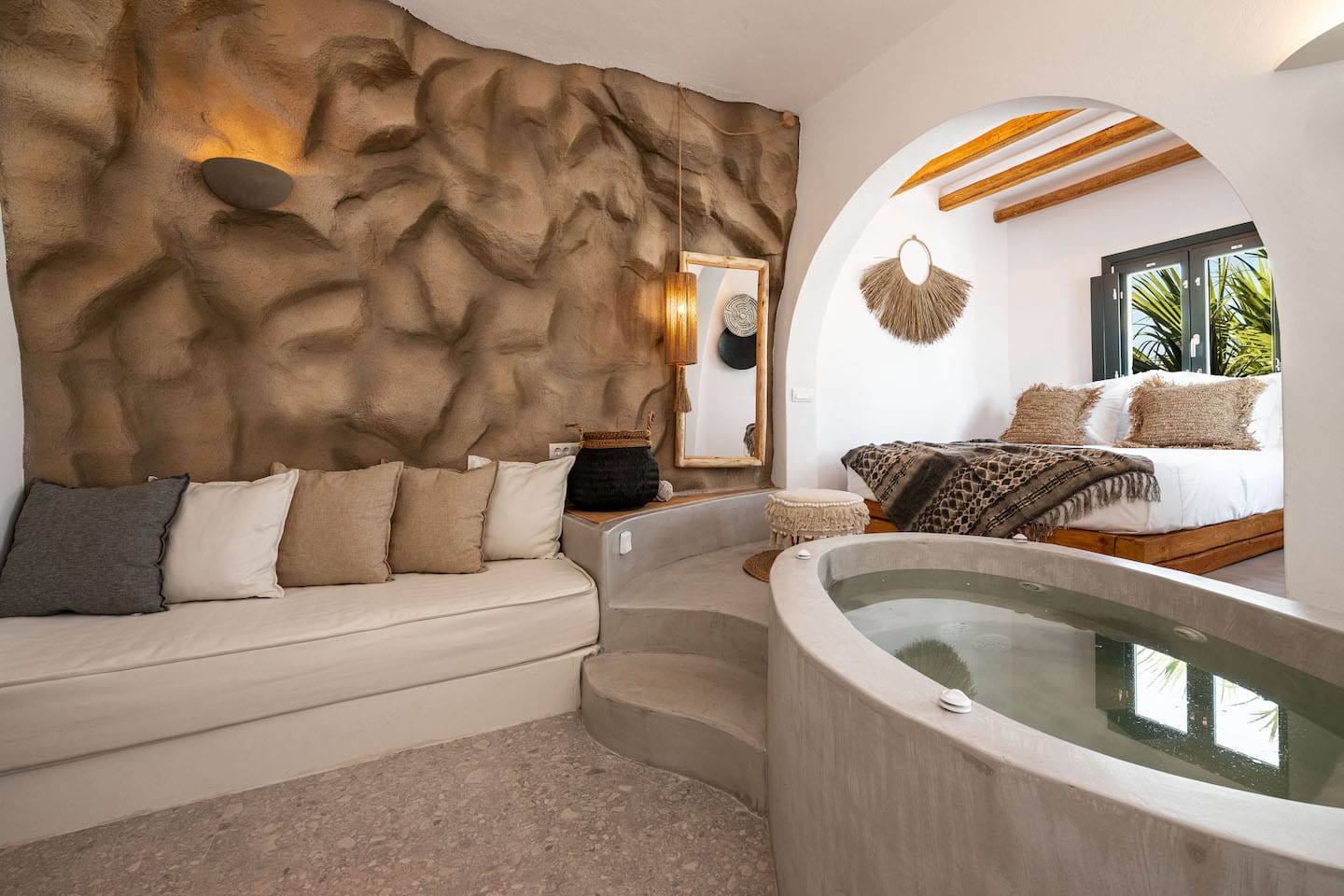 Upbeat Spa Suite Side Sea View