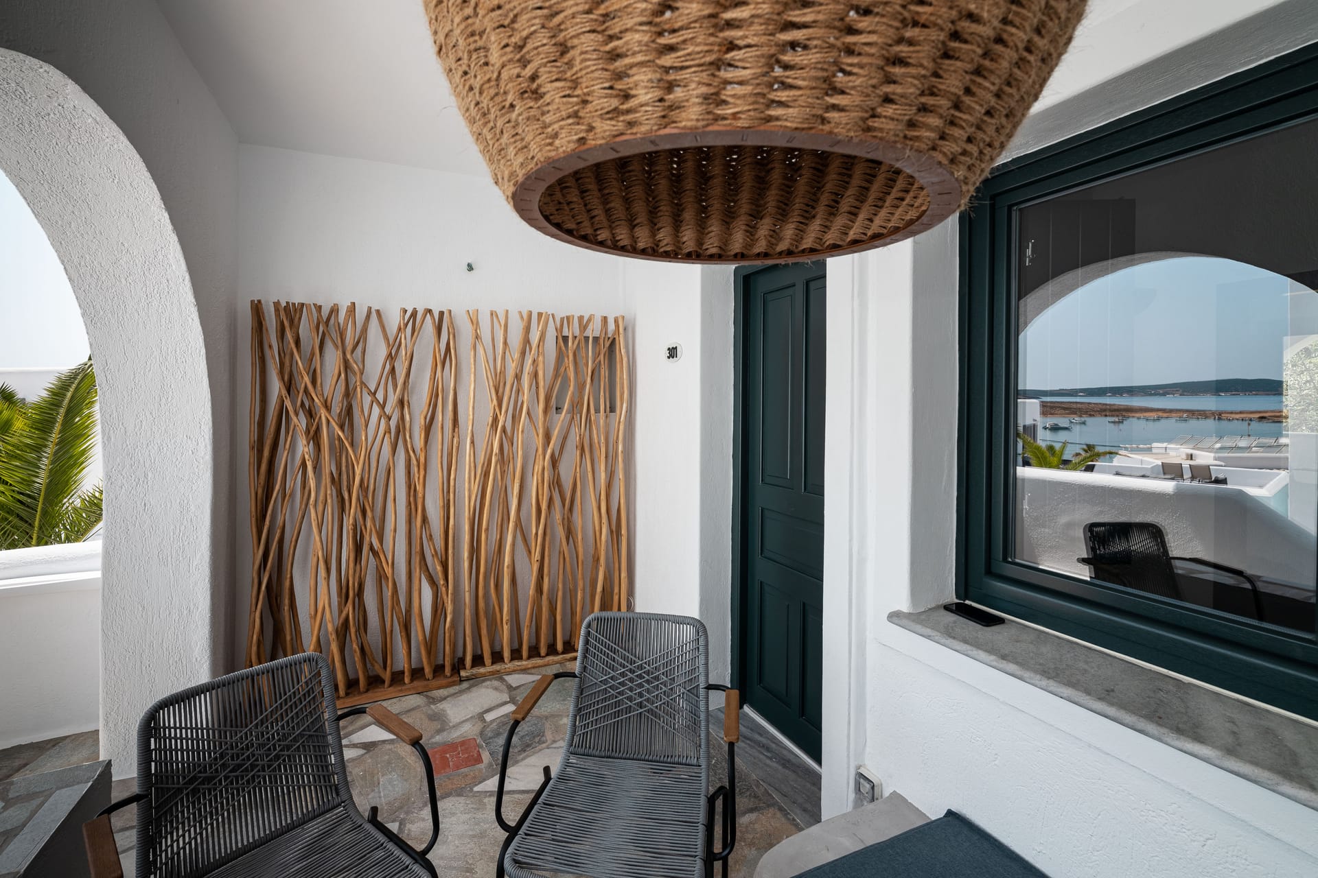 Superior Suite Outdoor Hot Tub