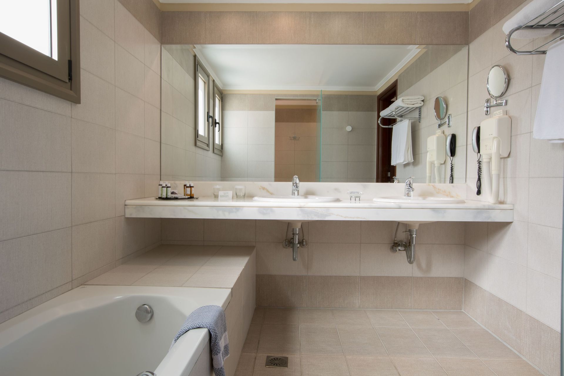 Suite with Sea view