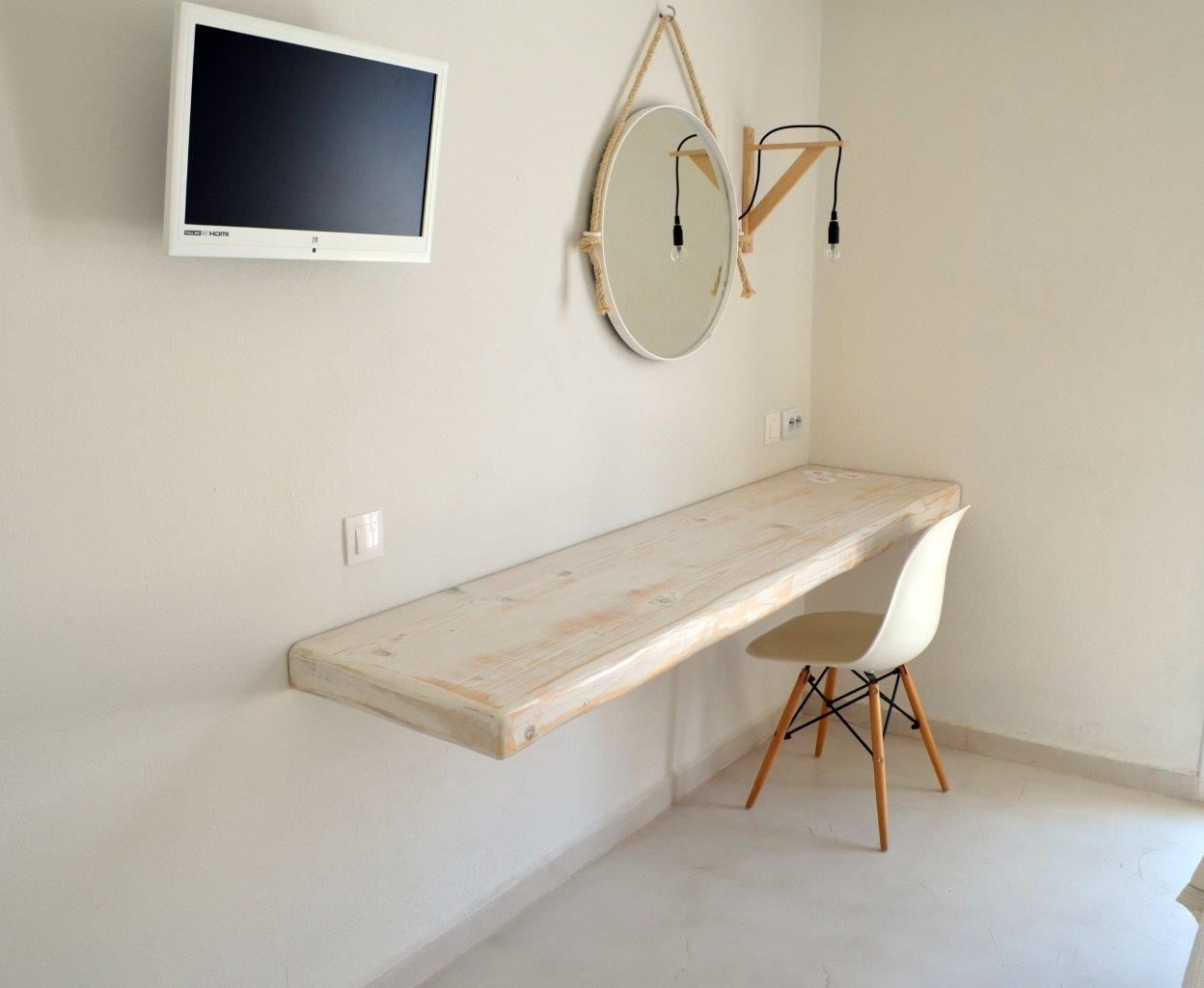 Classic Room with Pool View from the balcony