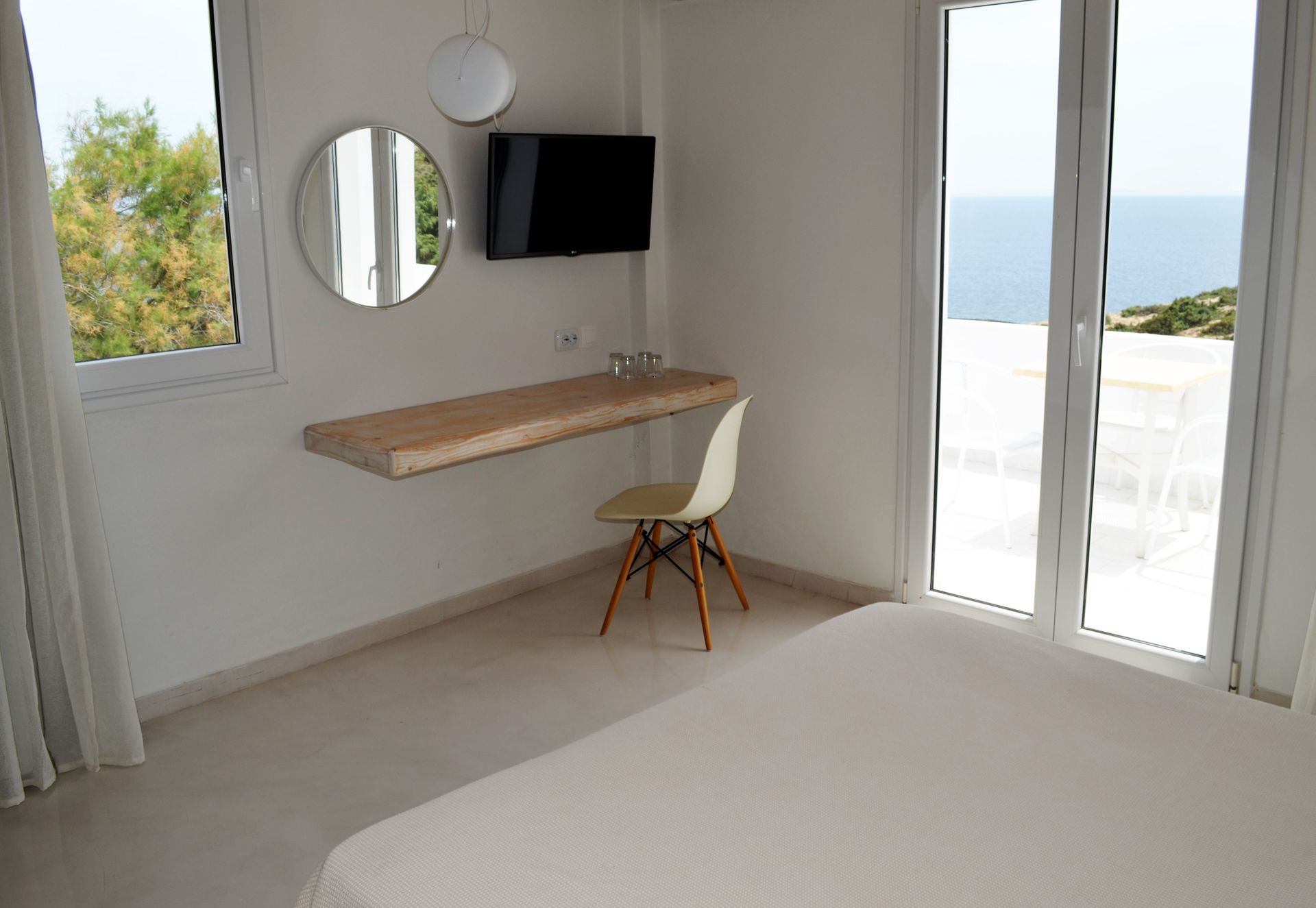 Premium Room with Sea View from the balcony
