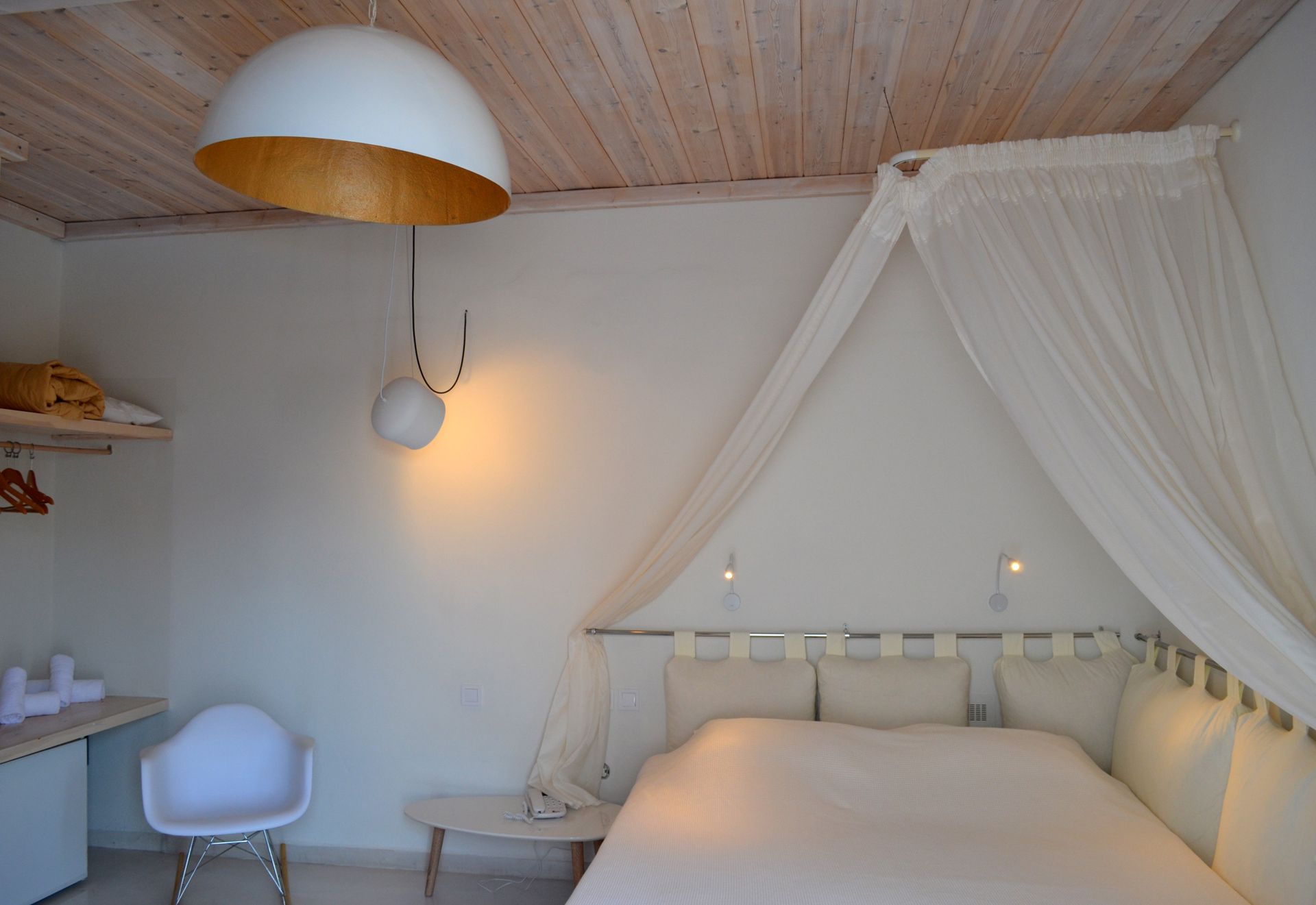 Two-room Suite with outdoor Hot Tub & sea view from the balcony