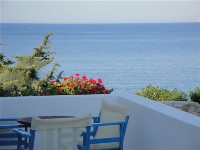 Budget Cave Style two room with balcony