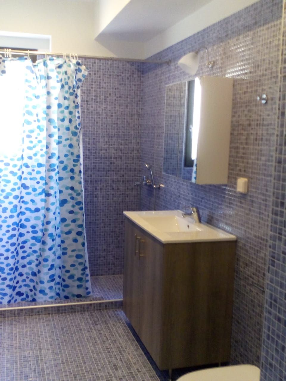 One-Bedroom Apartment with Balcony