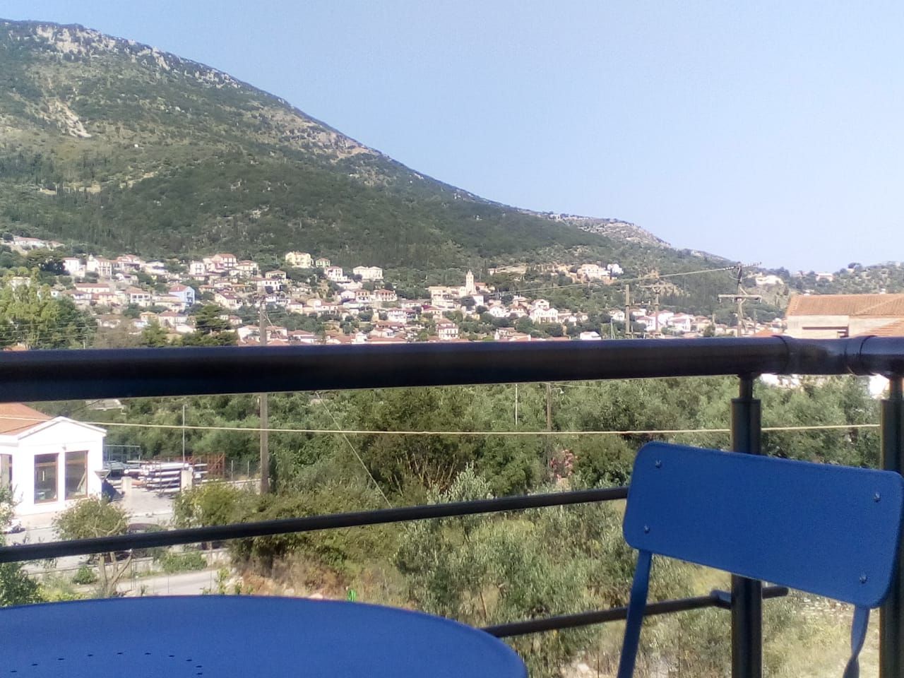 One-Bedroom Apartment with Balcony