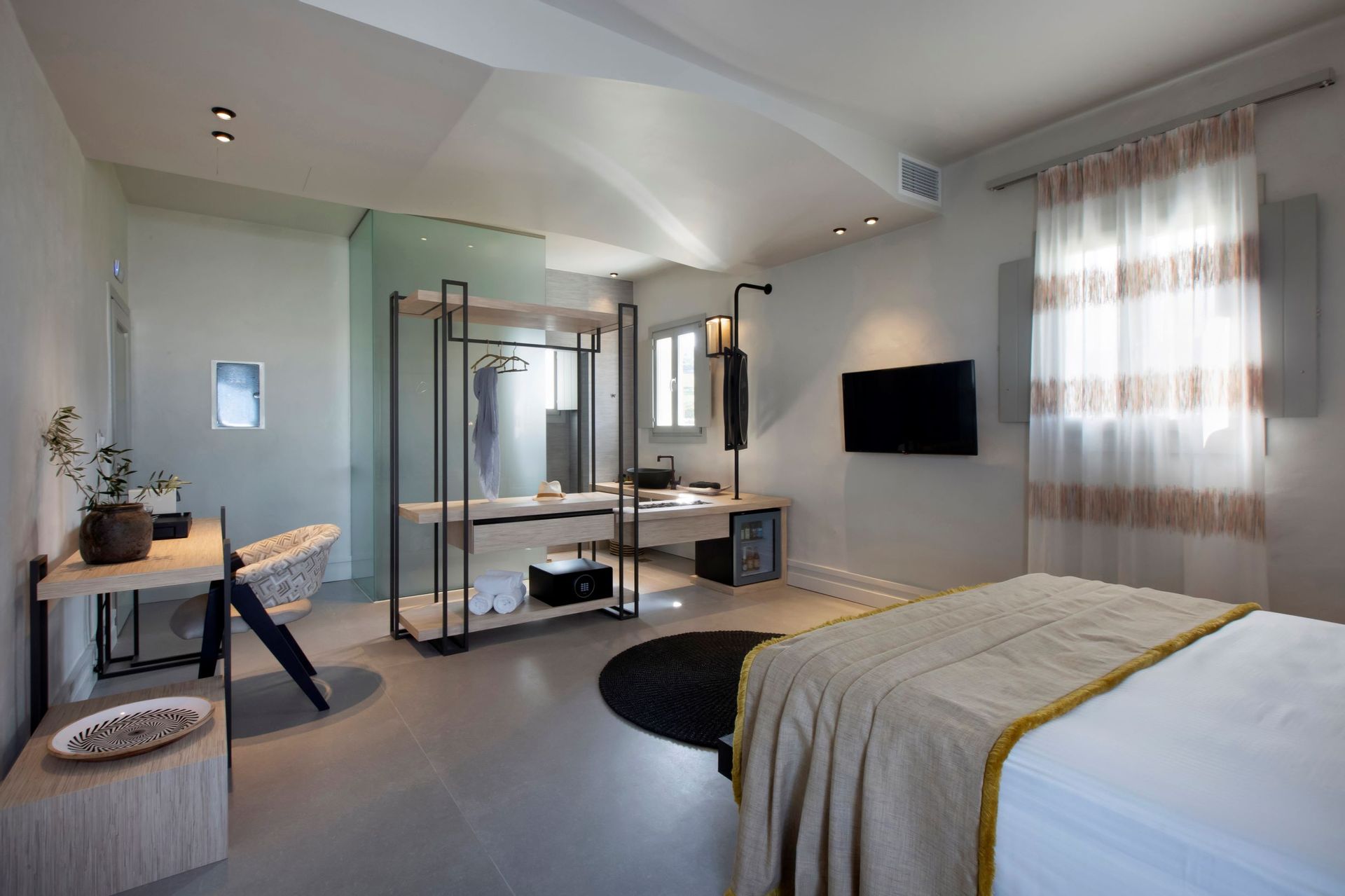 Prestige Suite with External Hot Tub