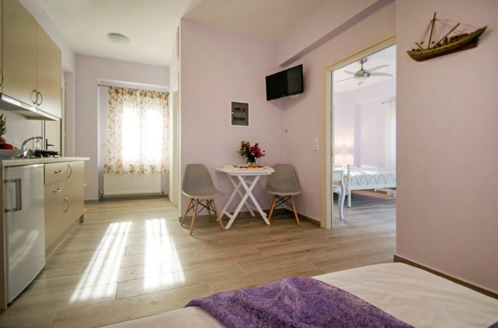 Avlemonas Bay Deluxe Apartment