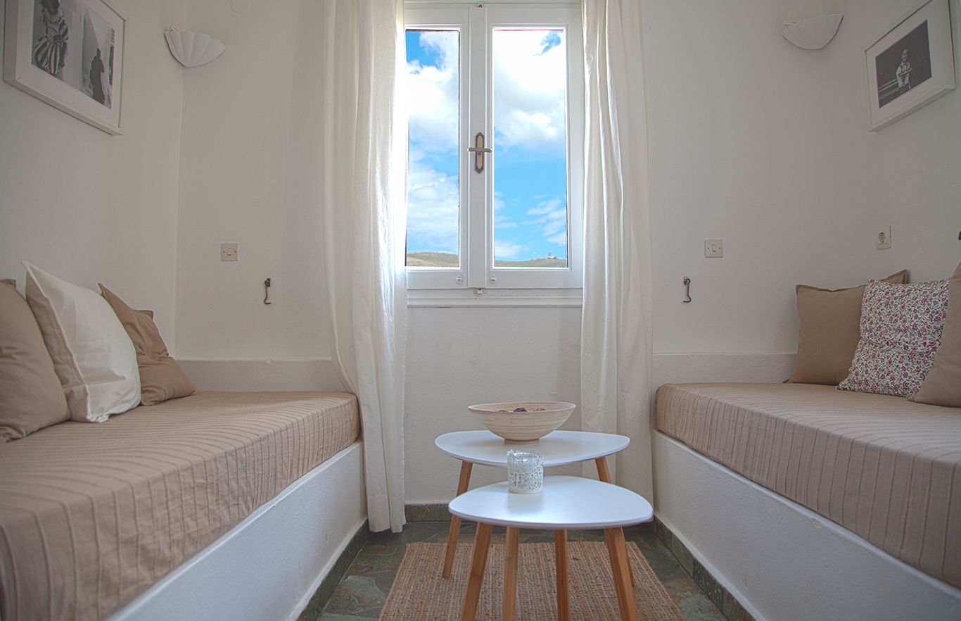 Deluxe Apartment (2-4 persons) with Aegean view