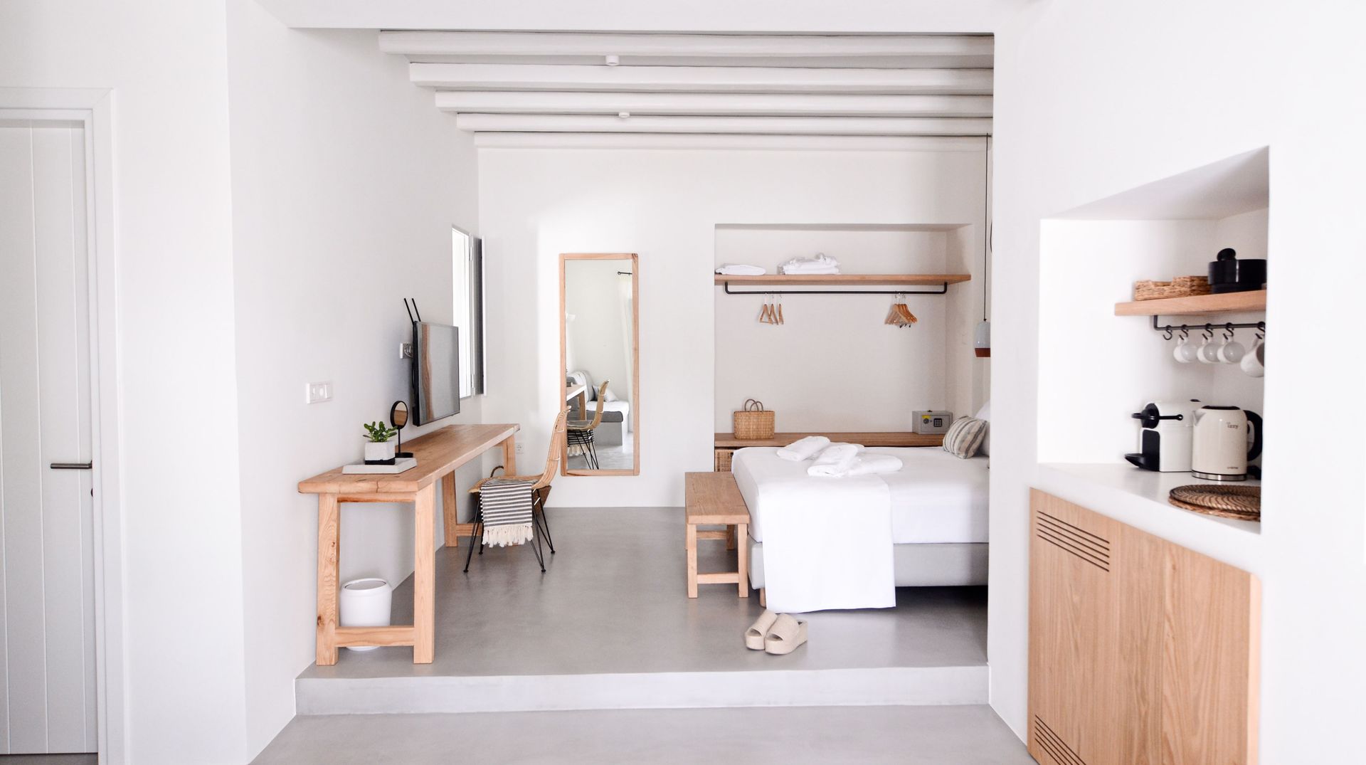 Suite 2