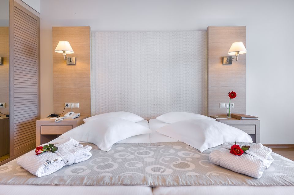 Double Room Garden or Pool view