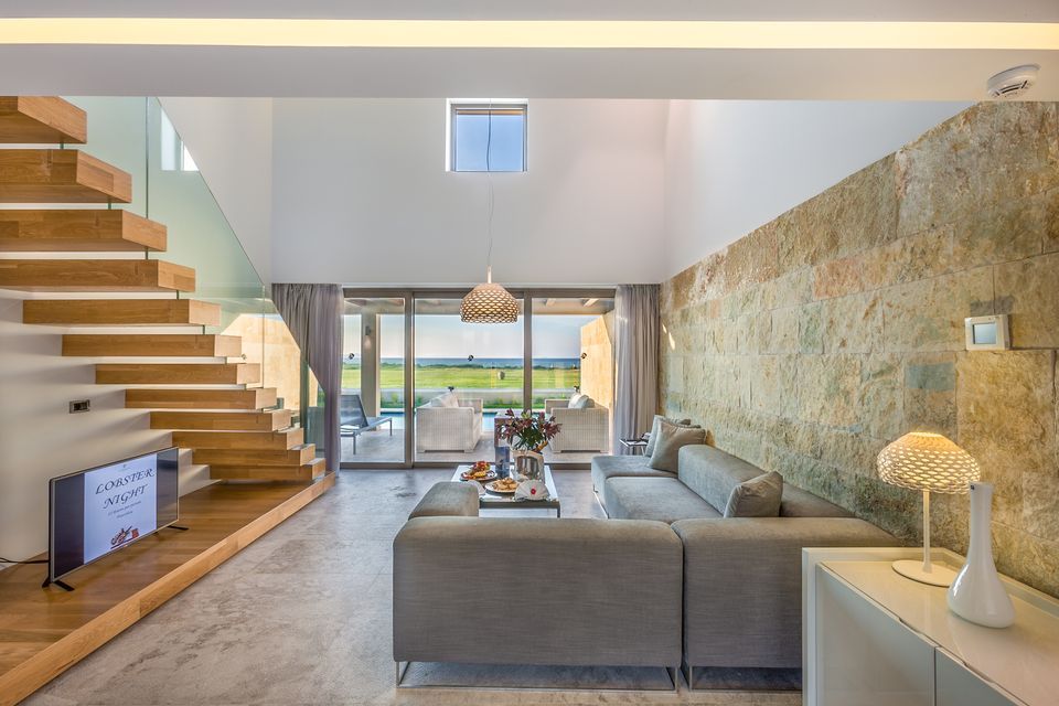 Presidential Maisonette Sea Front with Private Pool