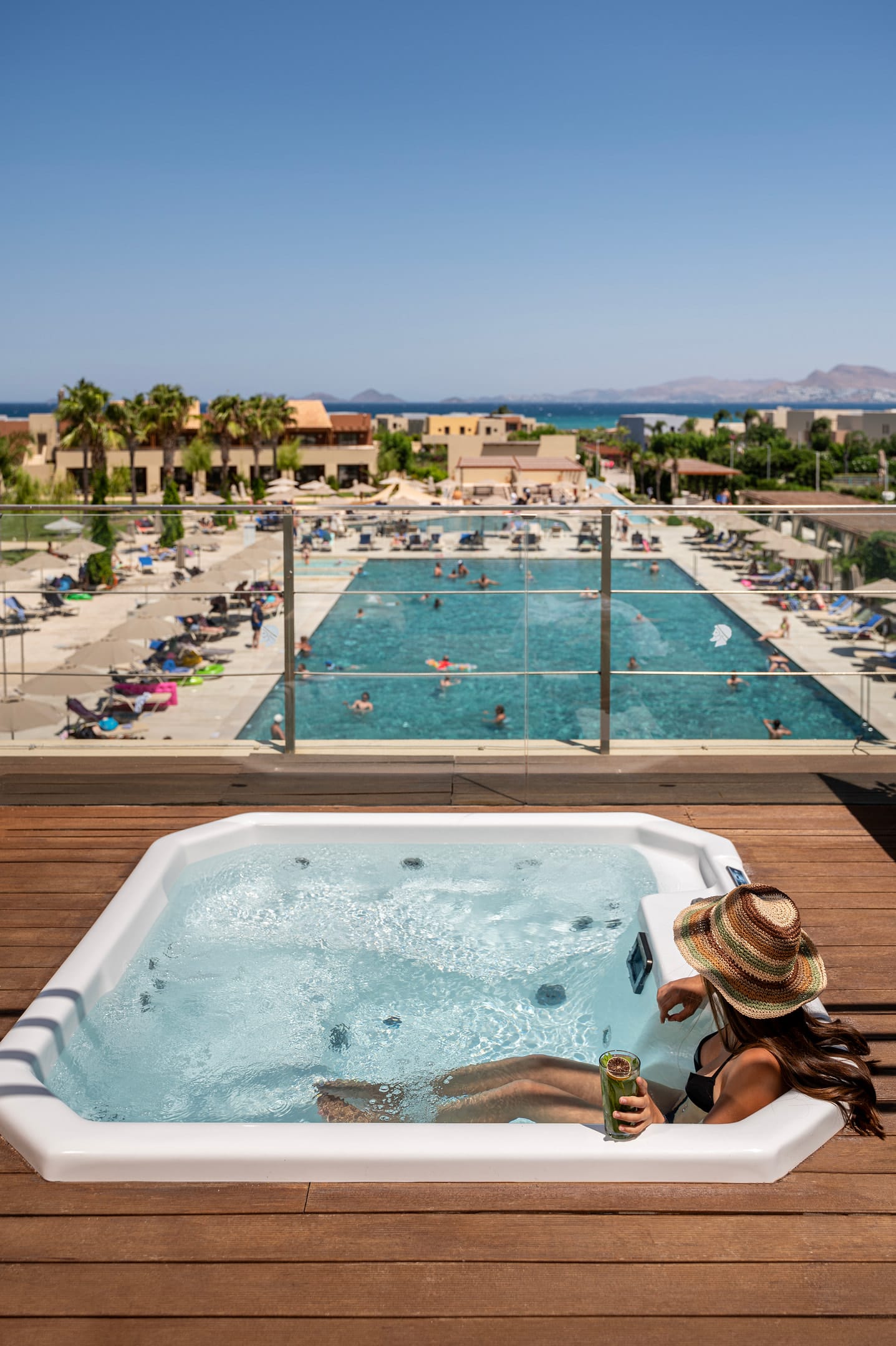 Double Room Sea view with outdoor Jacuzzi 18+