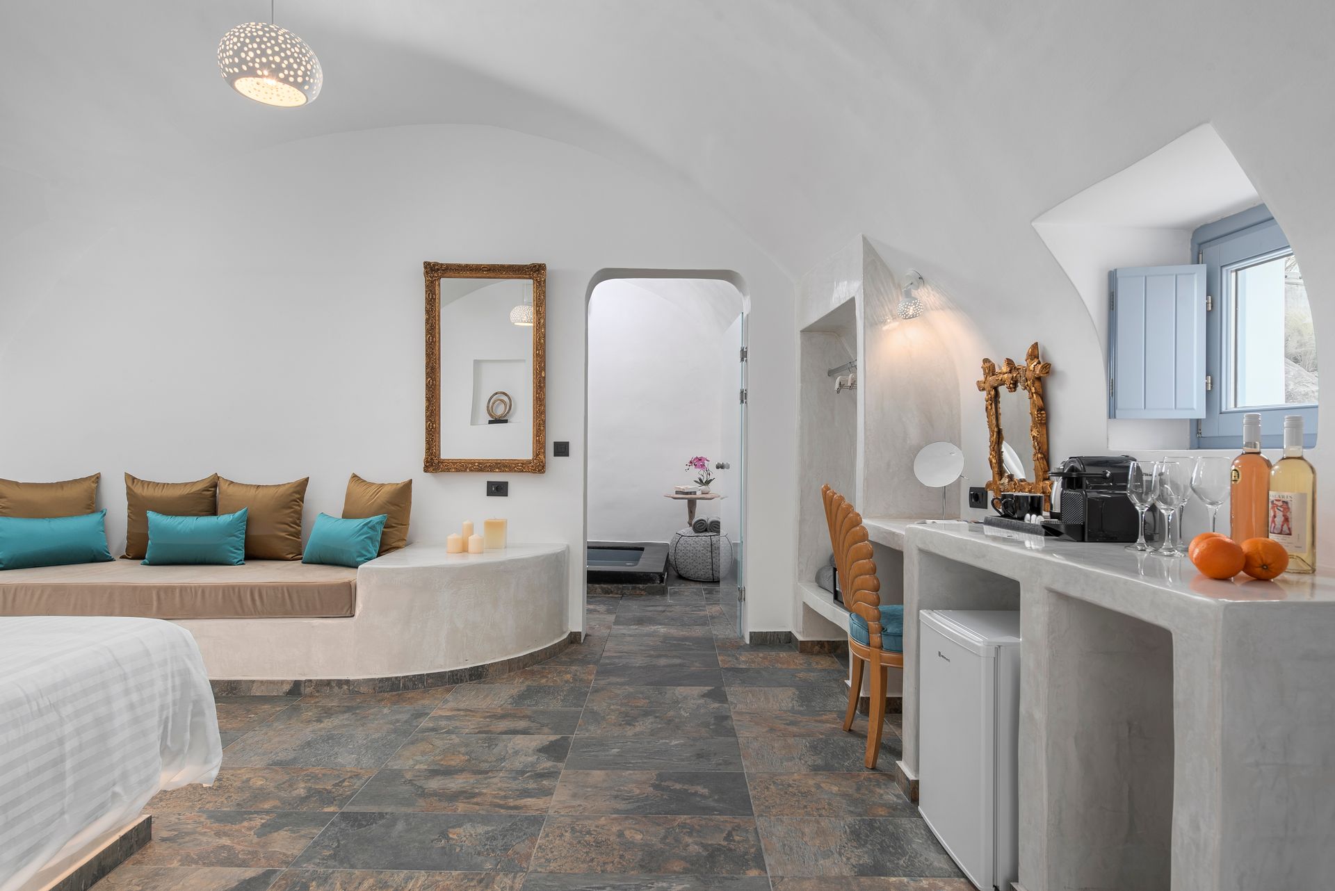 Deluxe Suite | Outdoor Jacuzzi