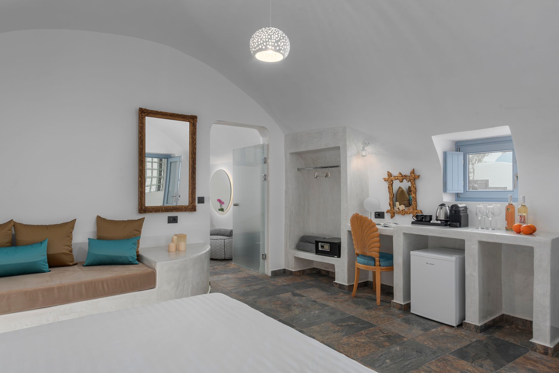 Deluxe Suite | Outdoor Jacuzzi