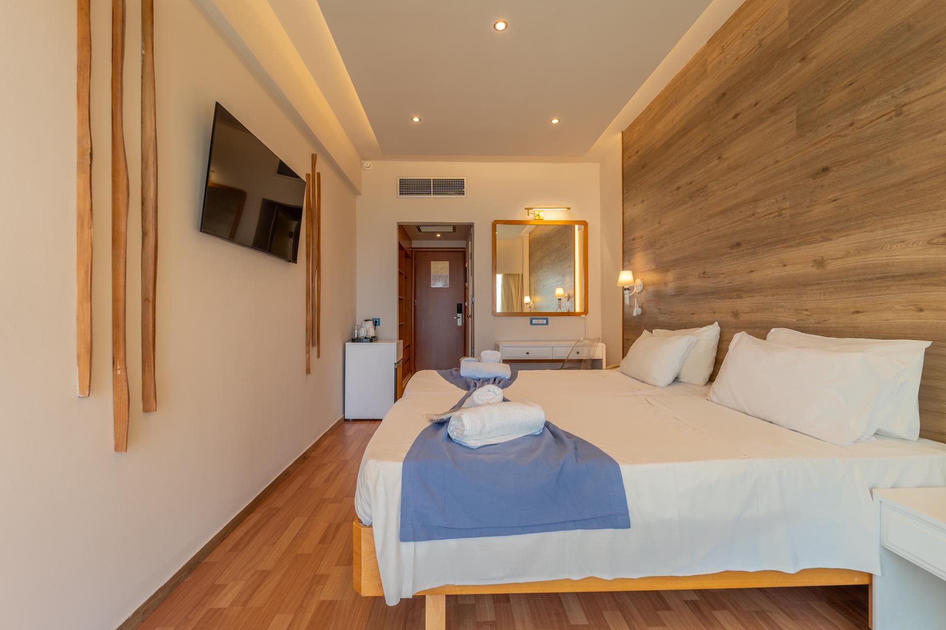 Partial Sea View Room