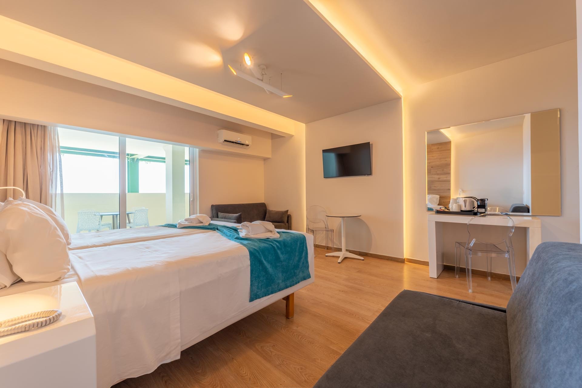 Superior Sea View Room