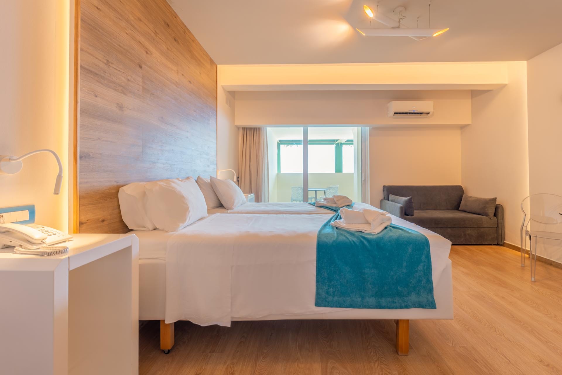 Superior Sea View Room