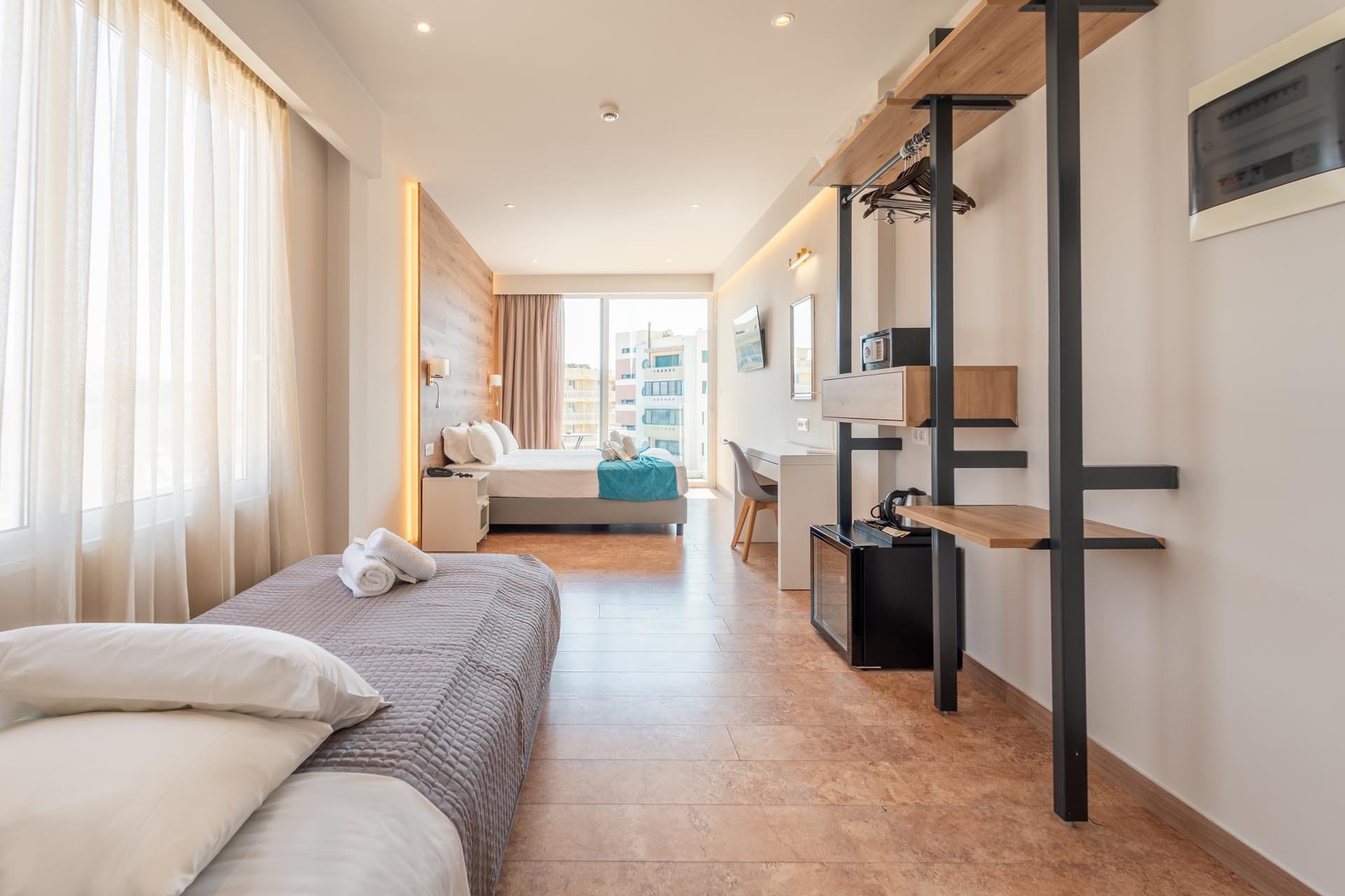 One Bedroom Triple Family Room