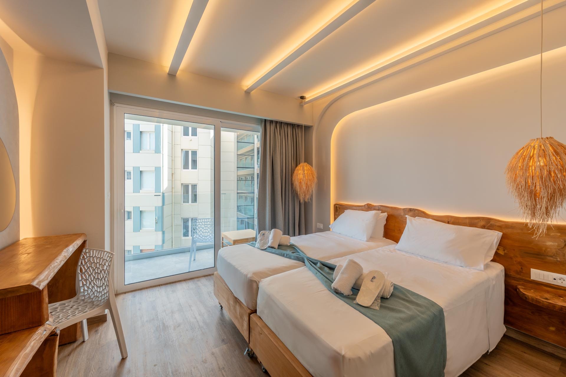 Deluxe Room Pool View