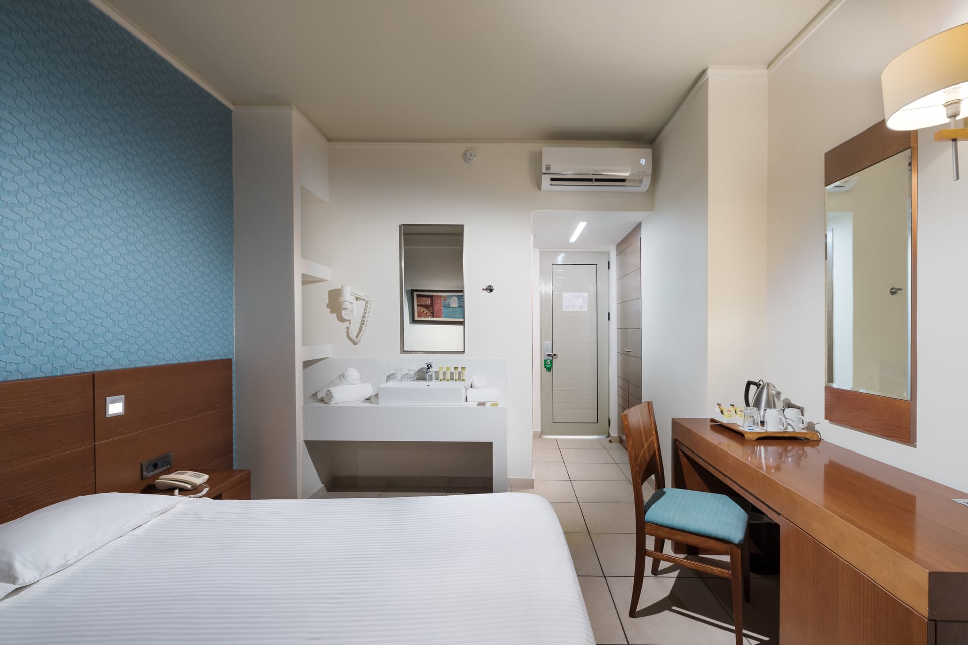 Single Room Garden view