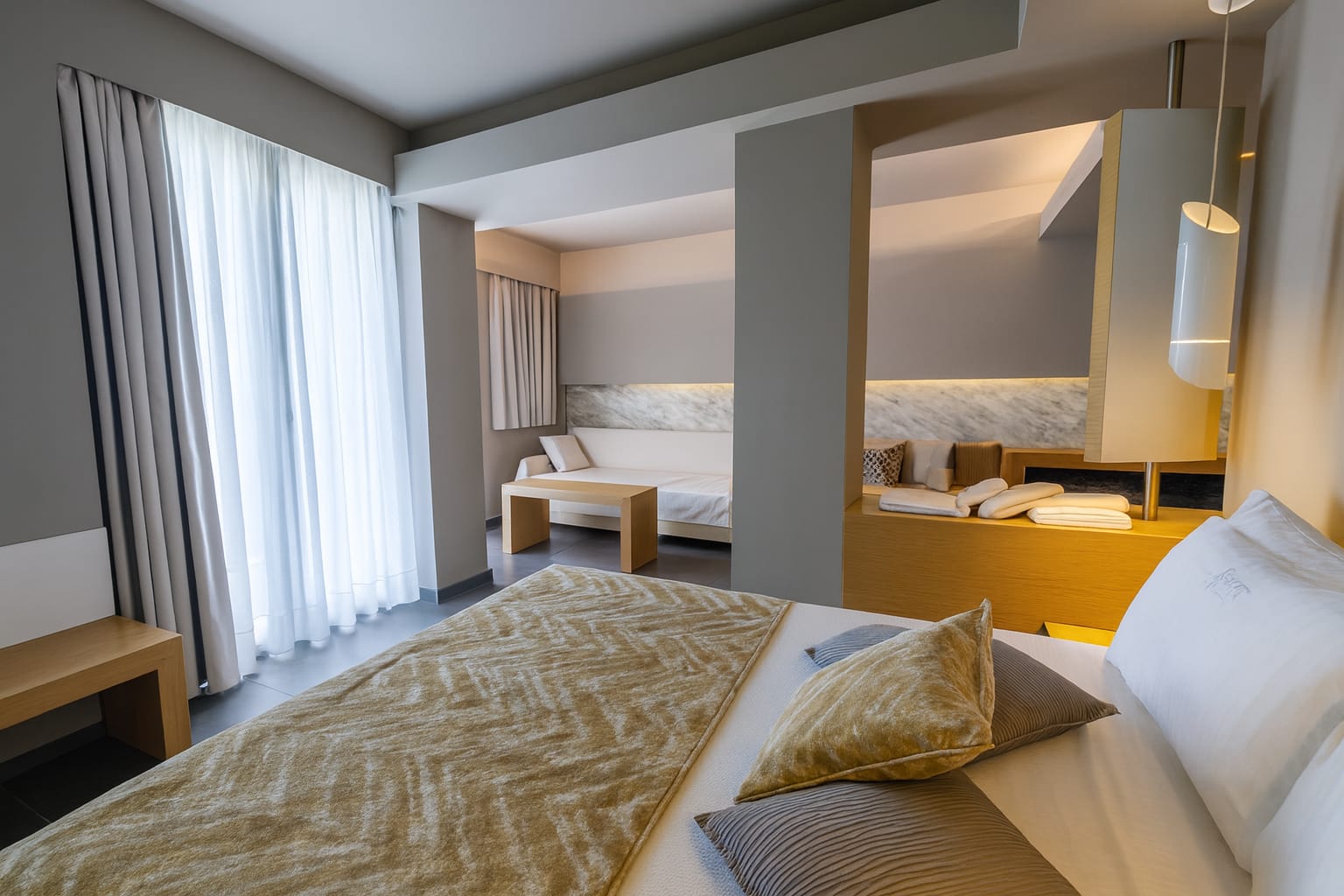 Deluxe Sea View Upper Floor