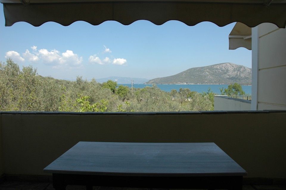 Three bed room with kitchen 2nd floor (Yera house)