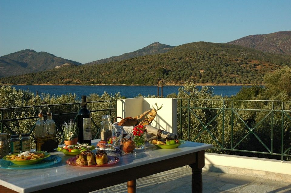 Three bed room with kitchen 2nd floor-big balcony(Yera house)