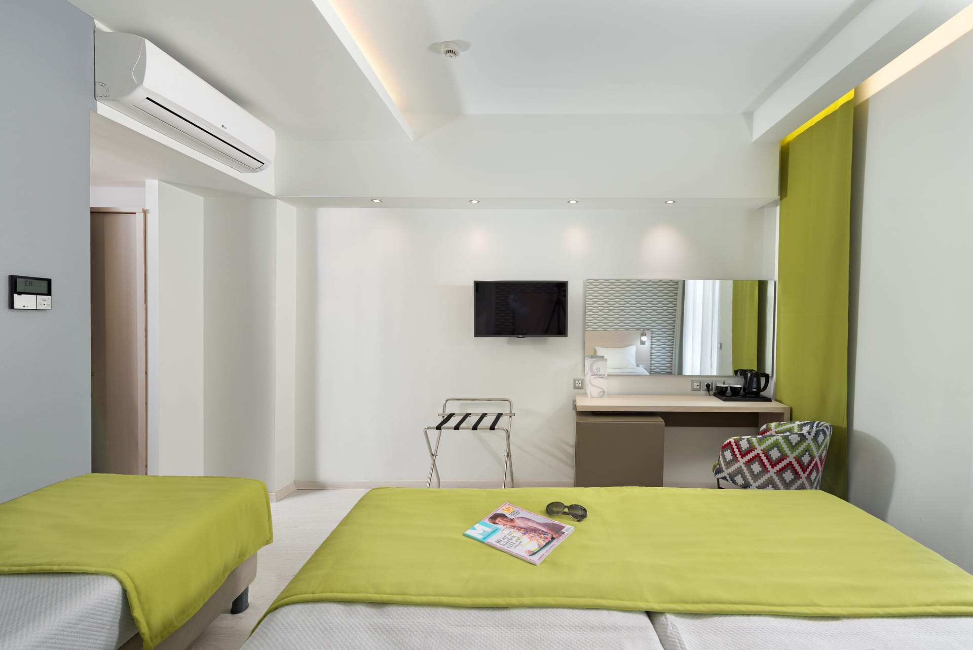 Triple Room