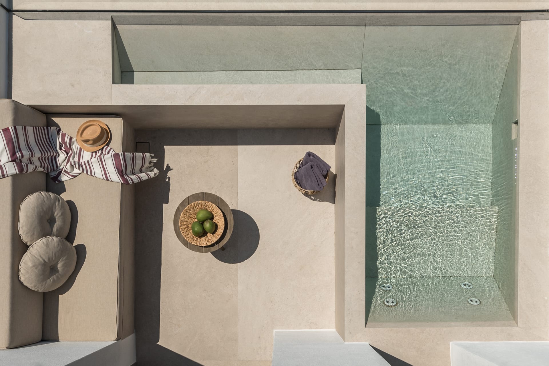 Executive Suite with Outdoor Hot Tub & Sea View
