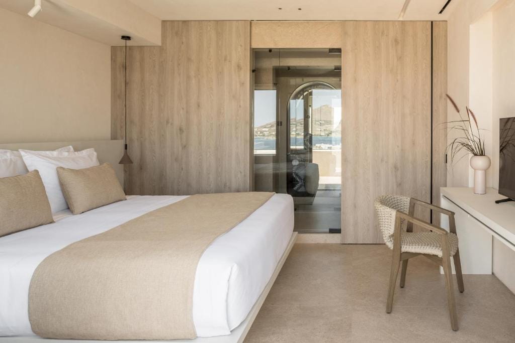 Infinity Villa with Panoramic Sea View and Hot Tub
