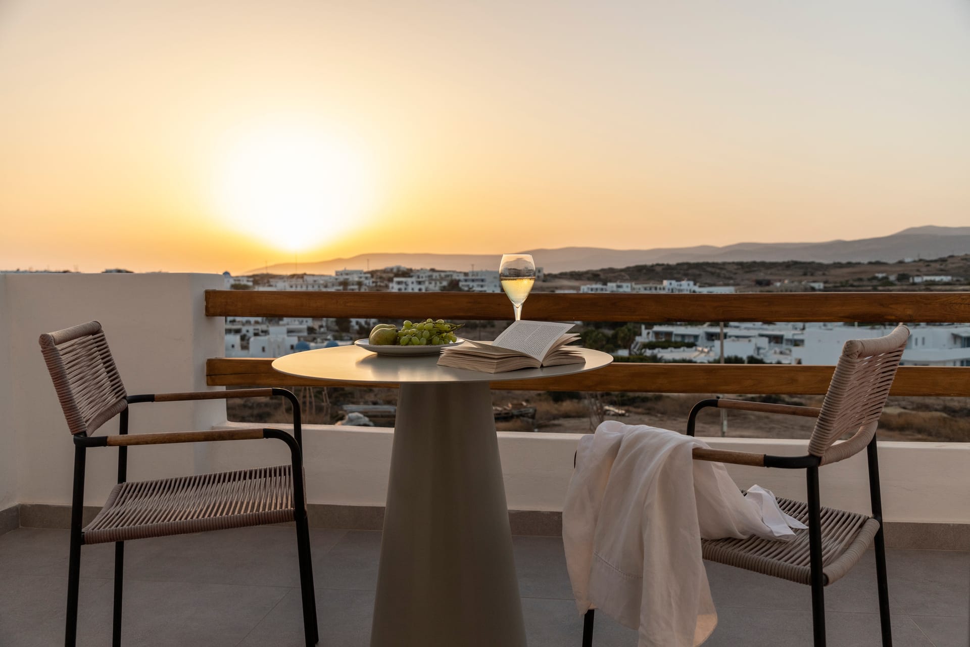 Deluxe Double with Courtyard and Pool View