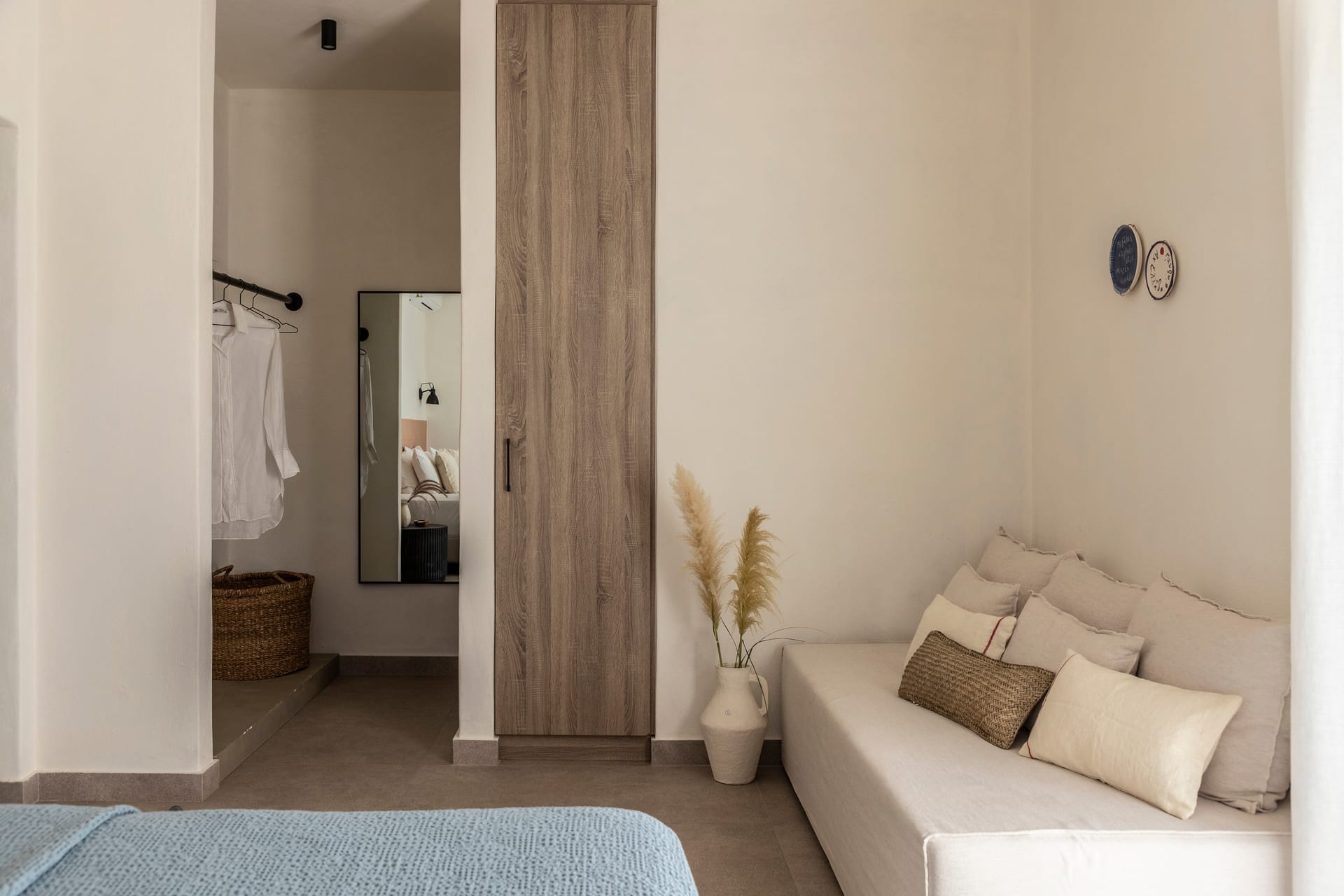 Deluxe Double with Courtyard and Pool View