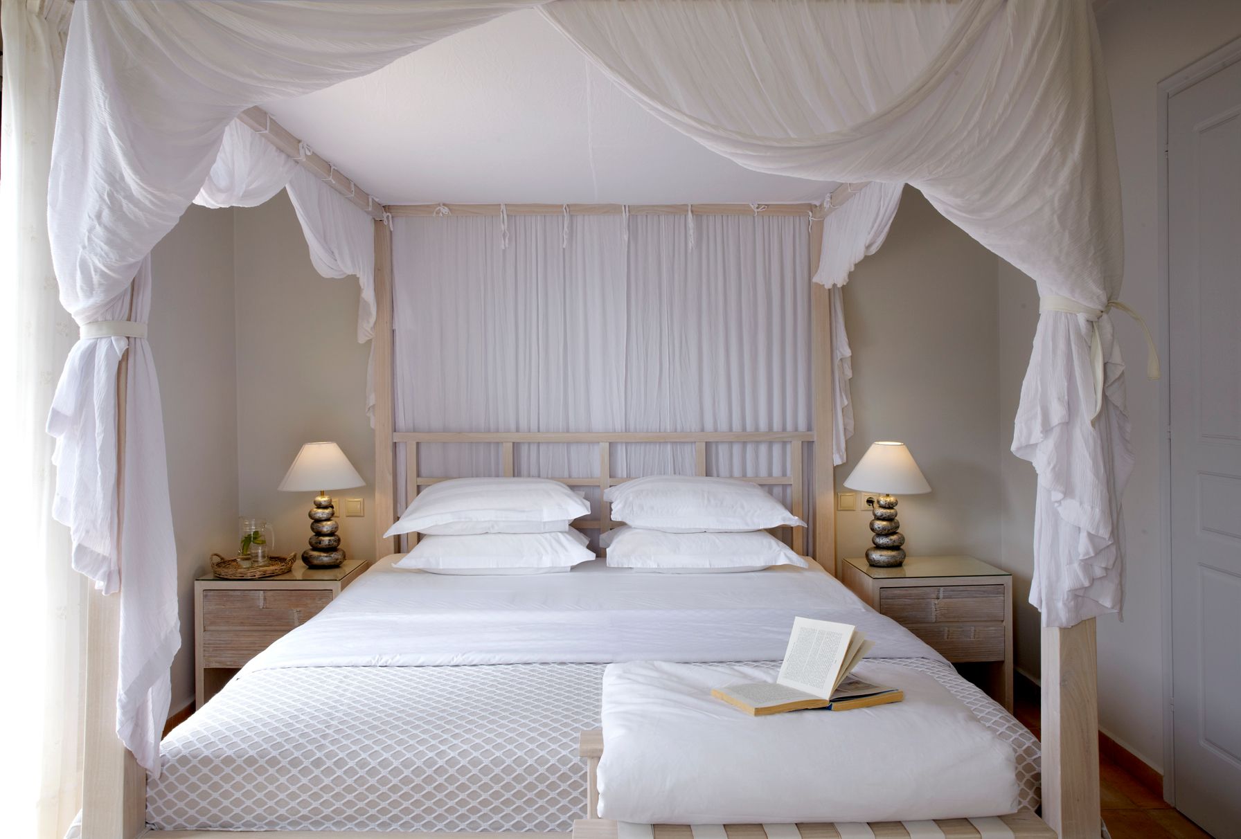 Villa Akrogiali | 3 Bedroom Villa