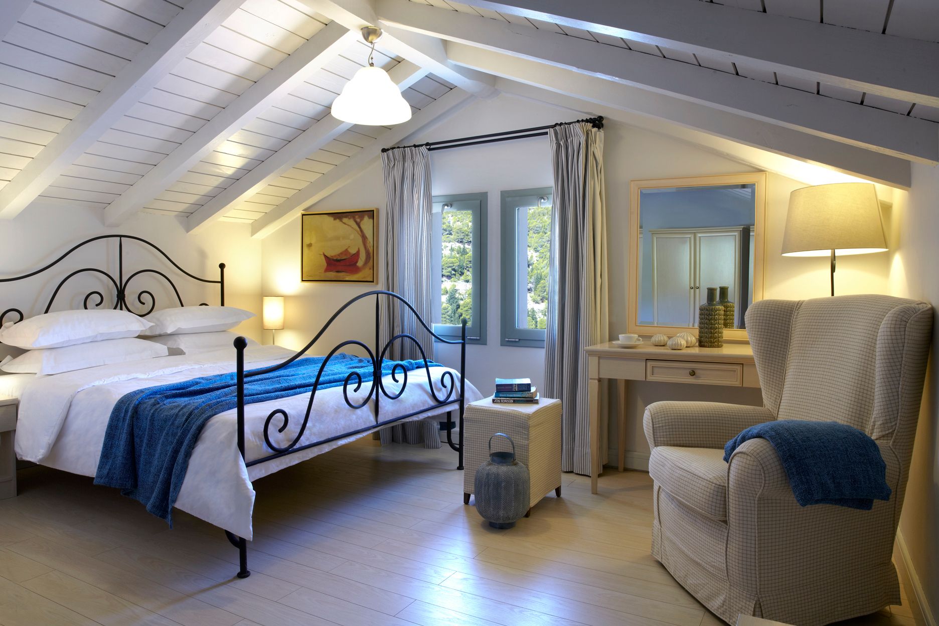 Villa Nicolis | 3 Bedroom Villa