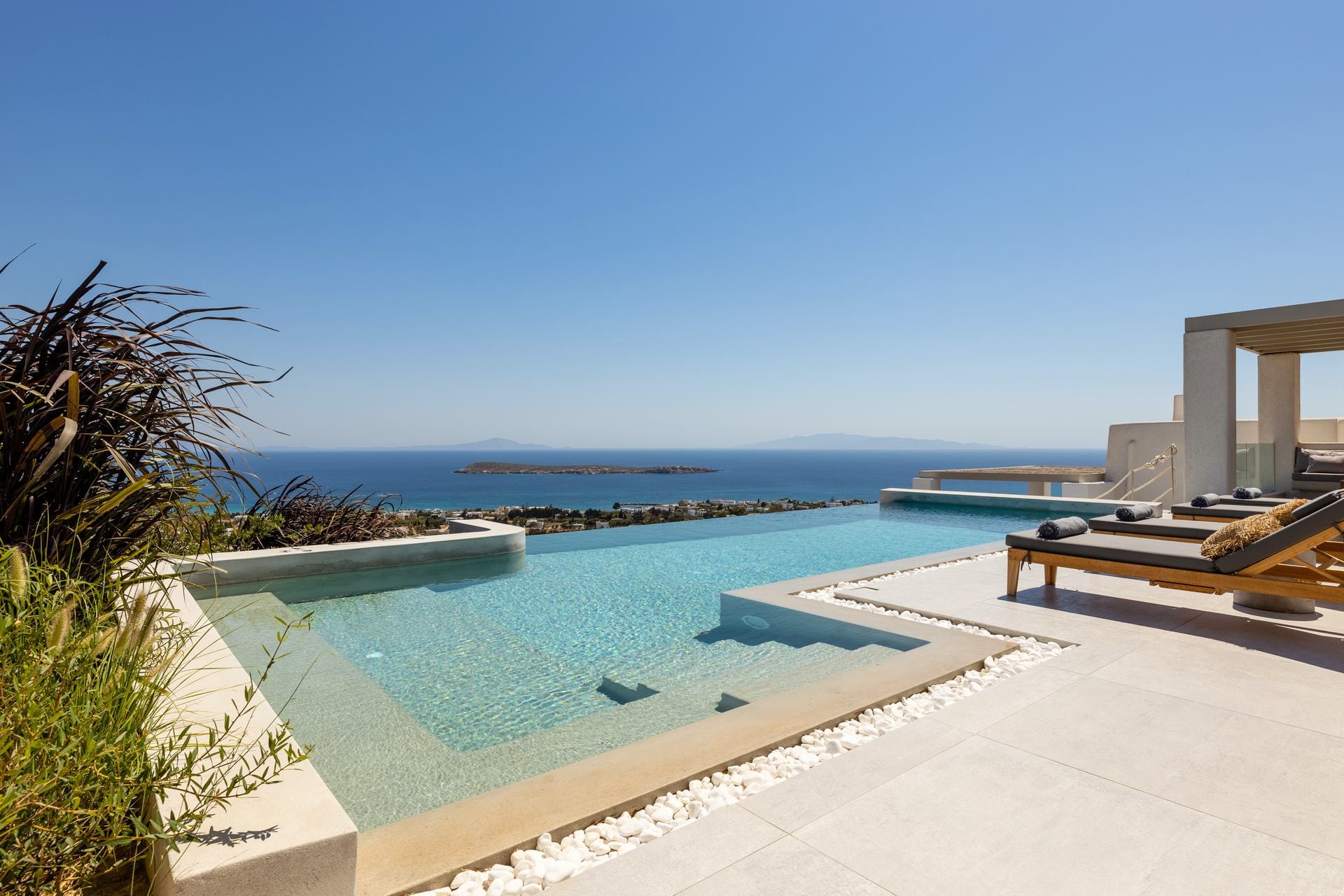 Clementine Villa