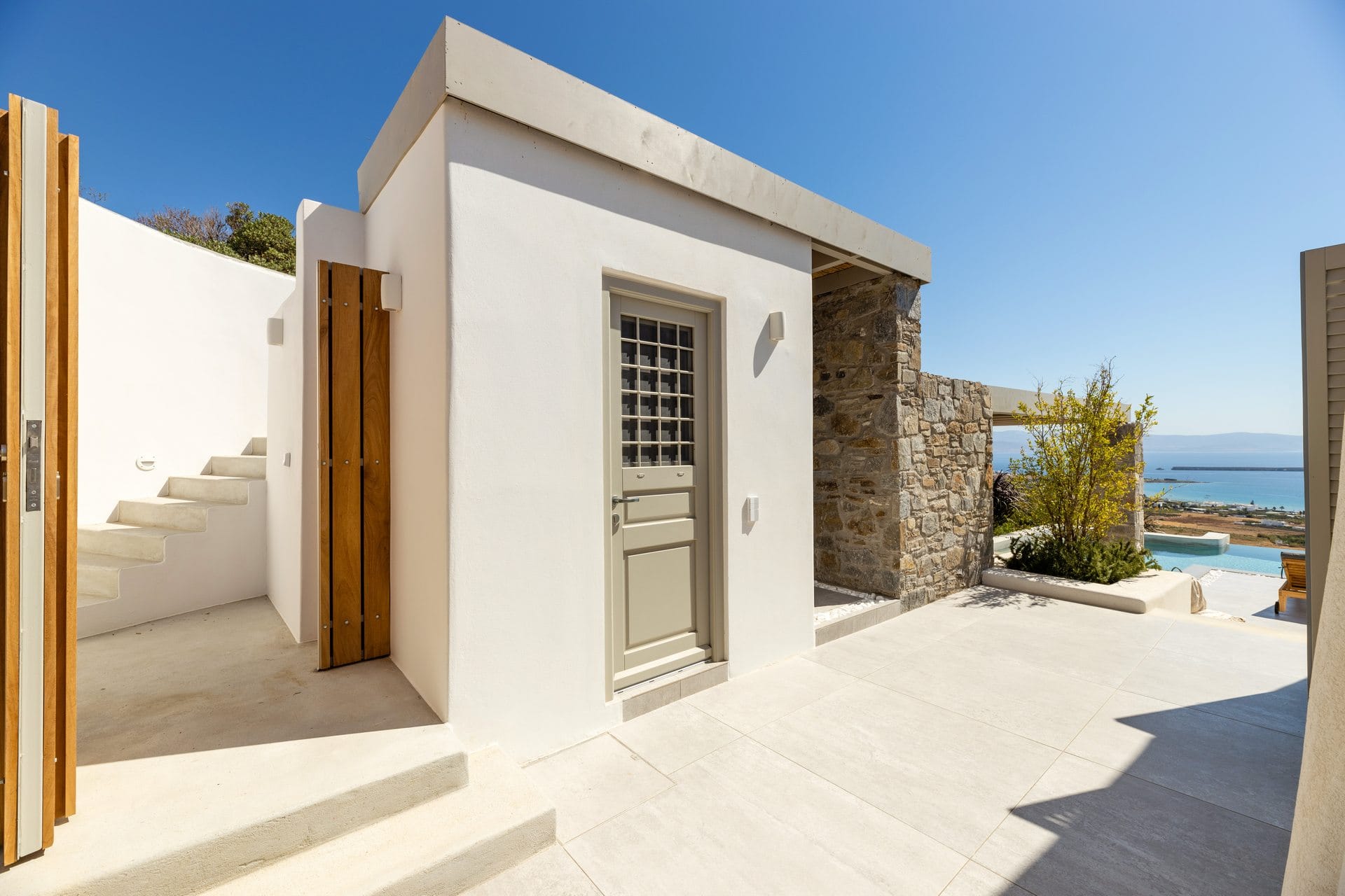 Clementine Villa