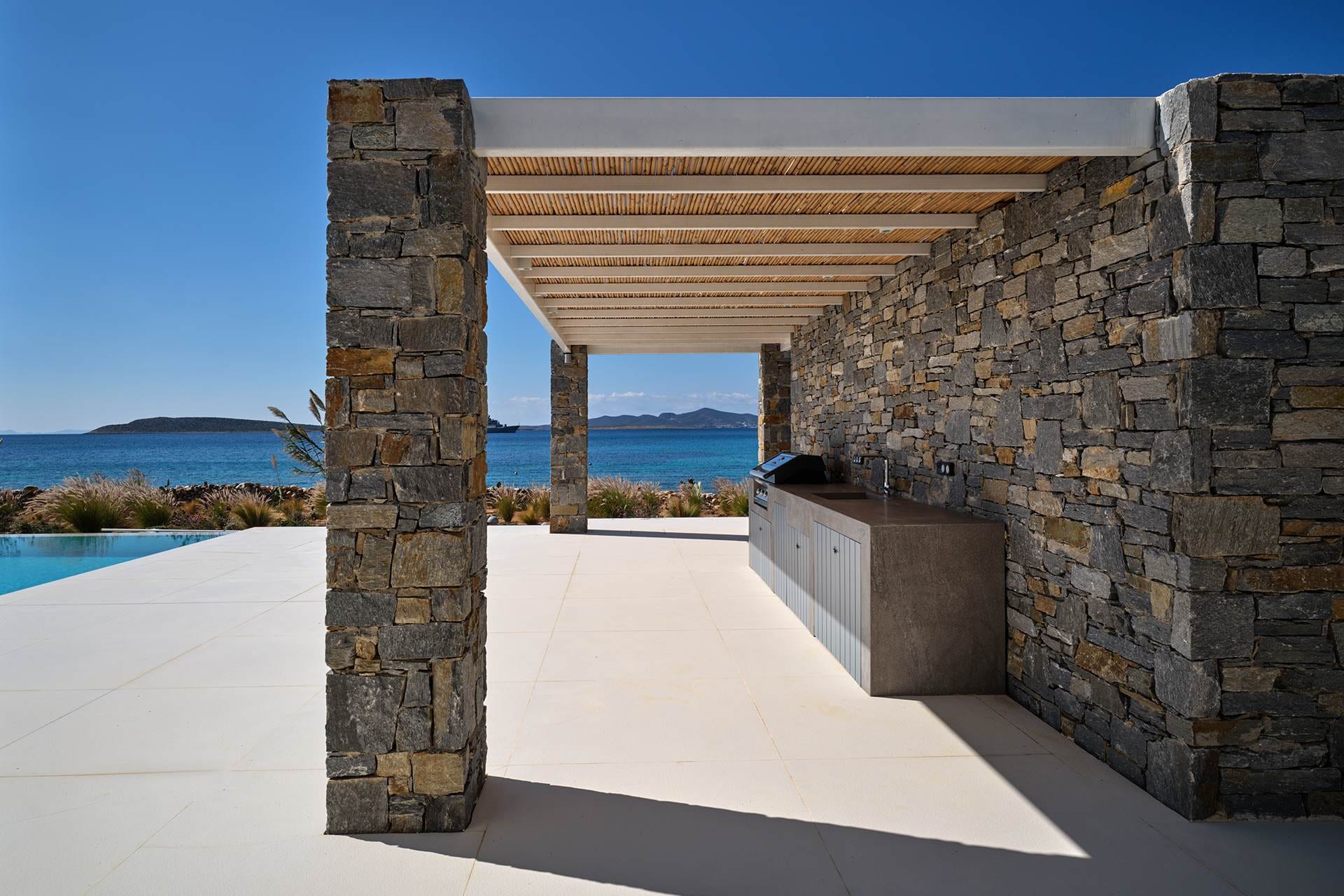 Amphithea Villa