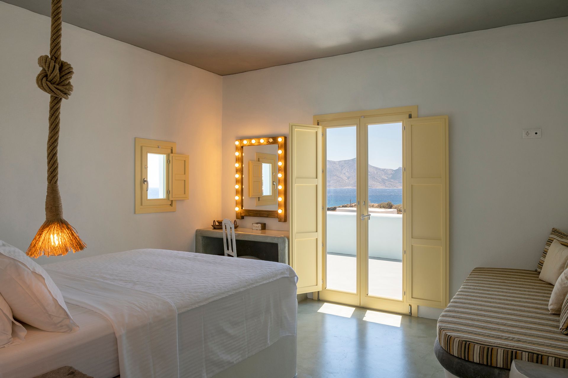 Elite Suite with Sea View & Hydromassage