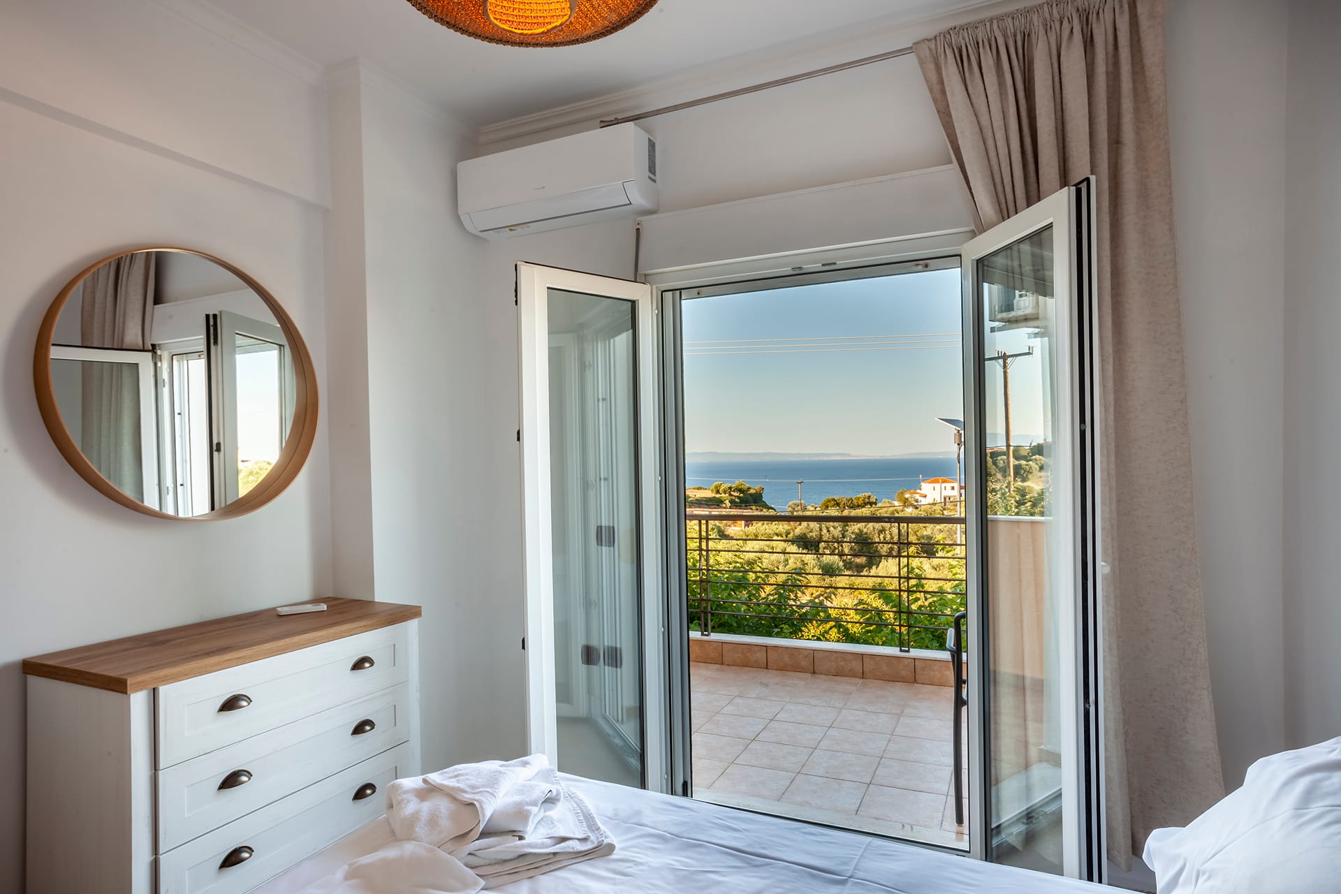 Afitos Deluxe Home 2