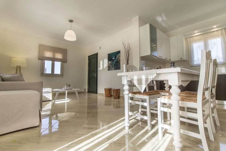 Deluxe Sea View Apartment