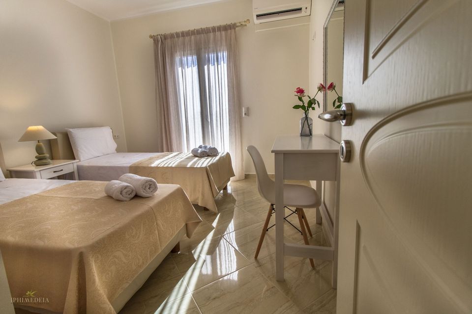 Deluxe Sea View Apartment