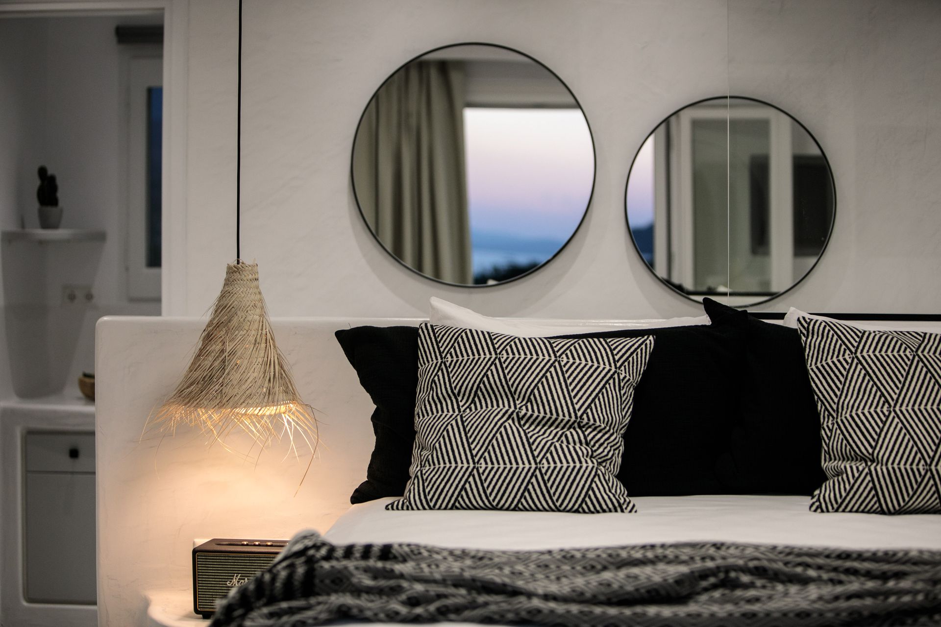 One Bedroom Apartment with Sea View