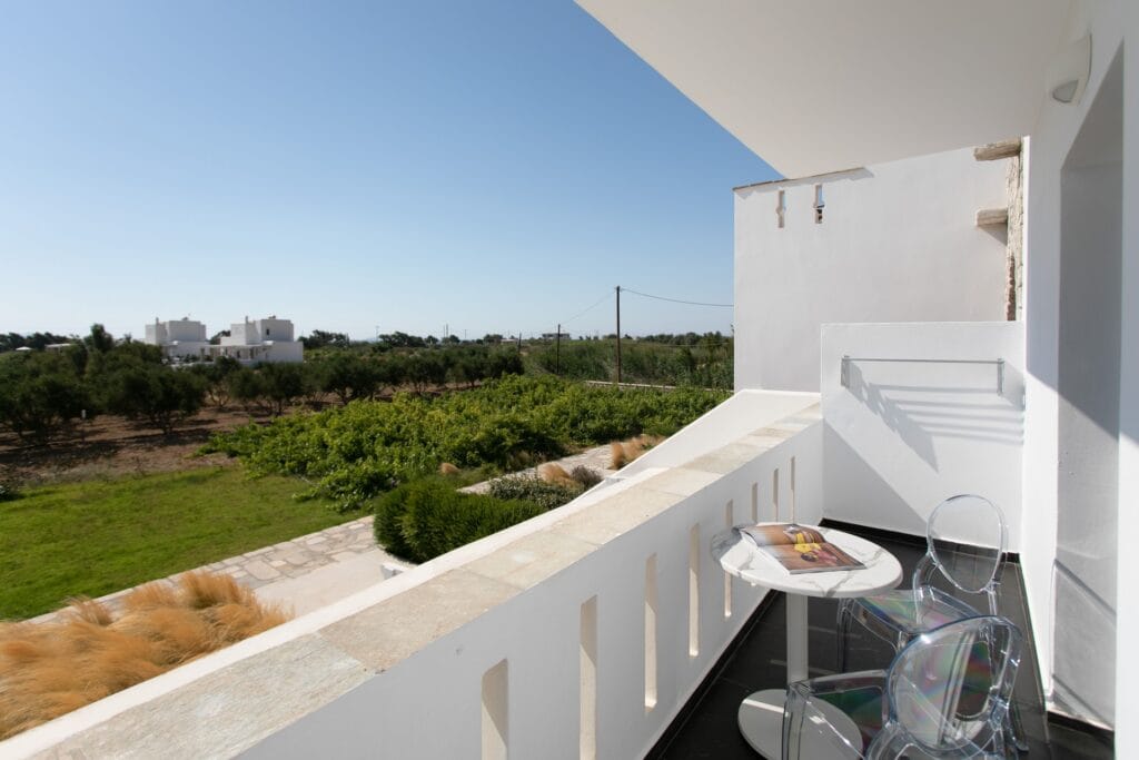 Black Marble Suite Design for Two