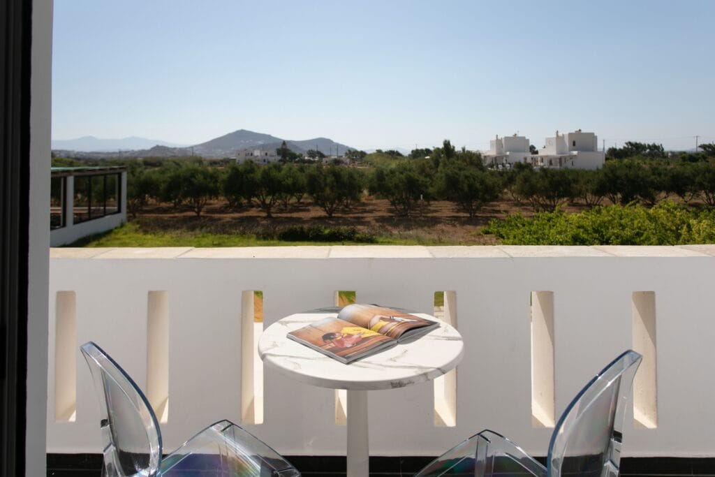 Black Marble Suite Design for Two