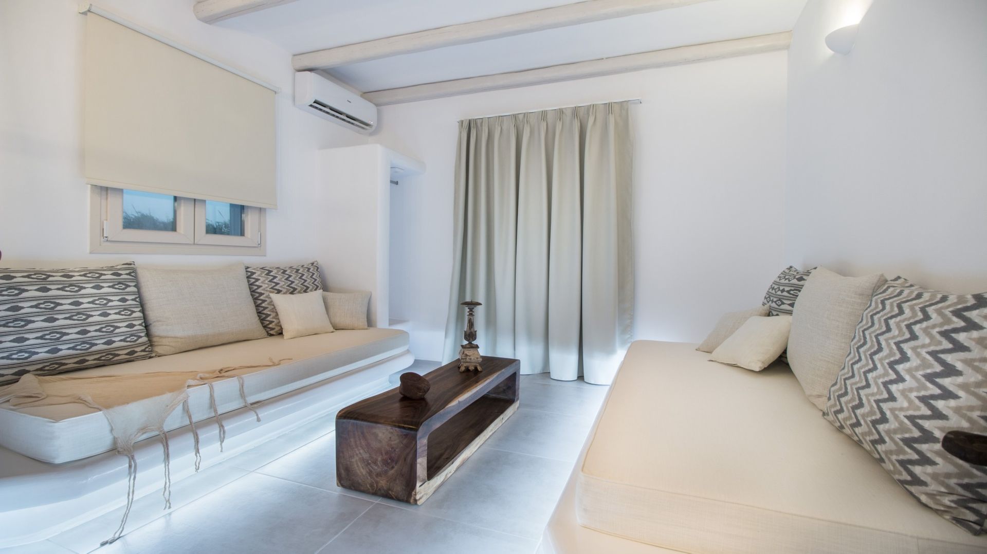 Luxury Villa with Private Hot Tub