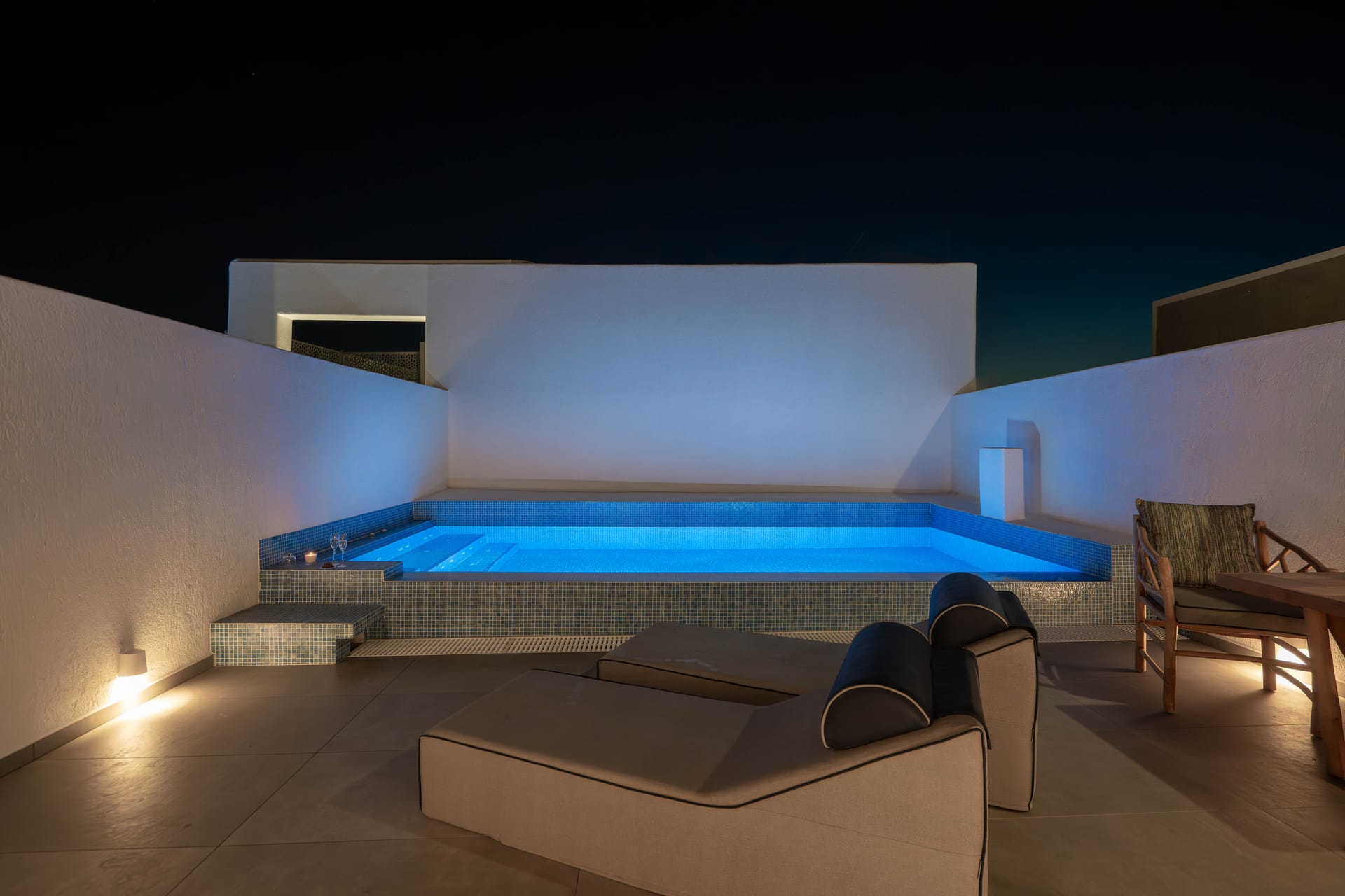 King suite with private jetted swimming pool