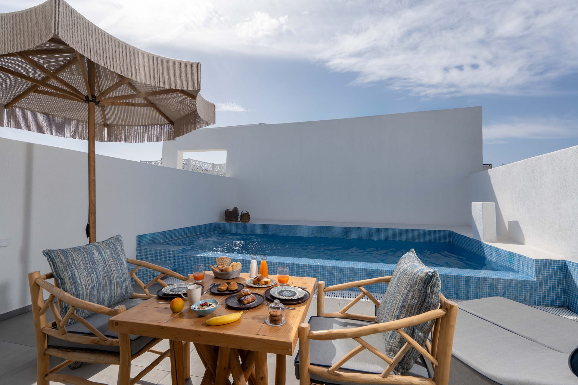 King suite with private jetted swimming pool